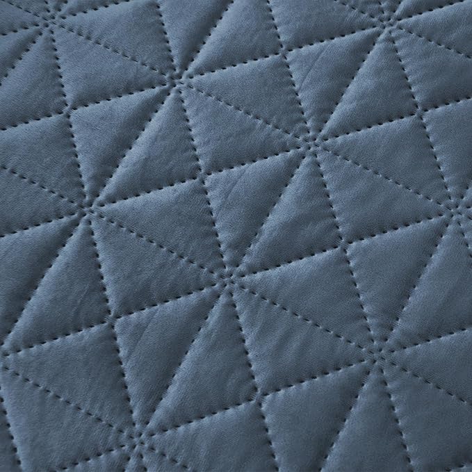 Ameritex Sofa Cover Waterproof for Seats Couch Cover for Dogs Pet Couch Cover Velvet for Chair Loveseat Sofa Machine Washable