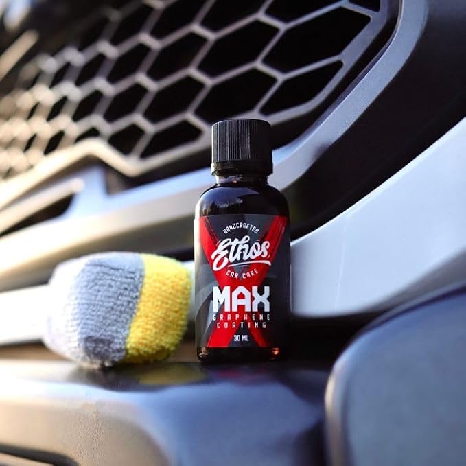 Graphene MAX Coating - Heavy Duty Protection - Graphene Ceramic Coating | 7+ Years Of Protection | Incredible Hydrophobic - Perfect for Daily Drivers (1-30ML Bottle & Prep Kit)