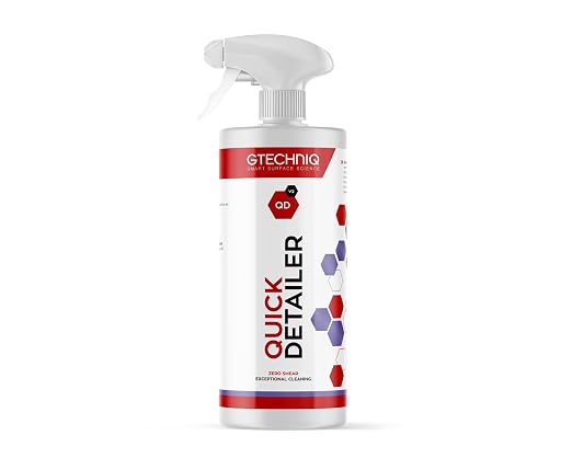 Gtechniq - Quick Detailer - Adds Gloss, Slickness, and Durability to Your Car Paintwork; Easy Spray-On Wipe Off; Trim and Glass Safe (1 Liter)