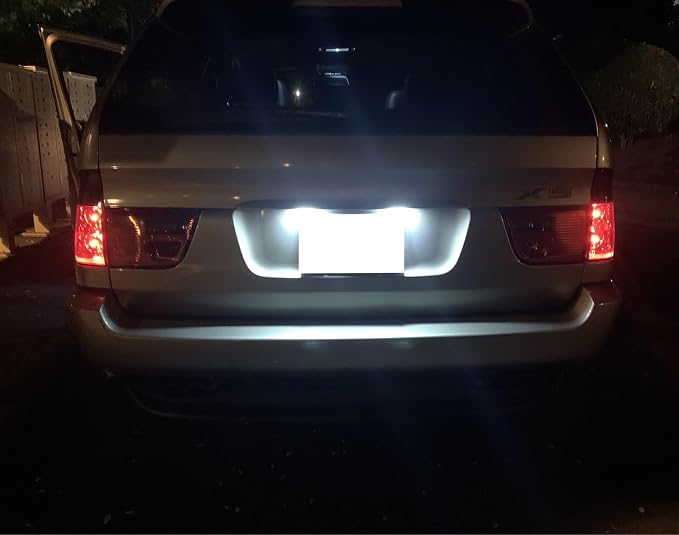 iJDMTOY CAN-bus Error Free Full LED License Plate Lights Compatible With BMW 2001-2006 E53 X5, 2004-2009 E83 X3, Powered By 18-SMD Xenon White LED Diodes