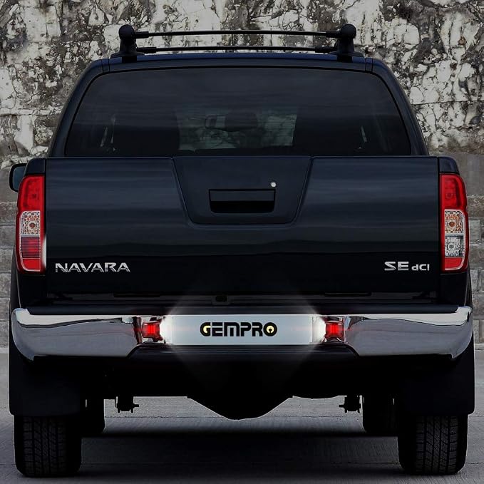 Gempro License Plate Light, 2Pcs LED License Plate Tag Lamp Assembly Replacement Compatbile for Nissan Frontier Titan Xterra Armada Suzuki Equatorx, Powered by 18SMD Xenon White LED Lights (Red)