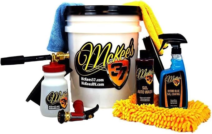 McKee's 37 MK37-HBWK Hydro Blue Foam & Coat Wash Bucket Kit, 32 oz.