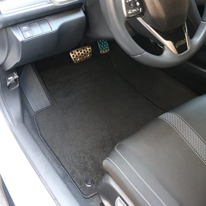 Fit 2016-2021 Honda Civic Floor Mat Nylon Black | IKON MOTORSPORTS, Factory Fitment Floor Mats Carpet Front & Rear 4PC