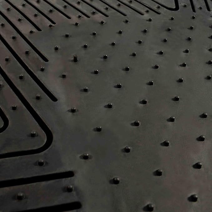 FANMATS 8902 San Francisco 49ers 2-Piece Heavy Duty Vinyl Car Mat Set, Front Row Floor Mats, All Weather Protection, Universal Fit, Deep Resevoir Design , 18"x27"