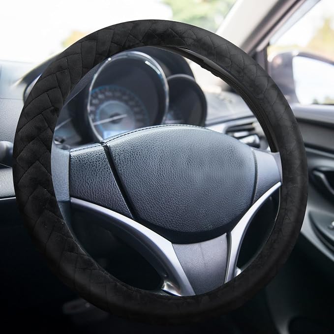 DaisyInner 17.5-18 Inch Steering Wheel Cover for Semi Truck No-Slip & Comfy Grip for Semi Trucks, Rv, Big Rig and 18 Wheelers(Quilted,Velvet,Black)