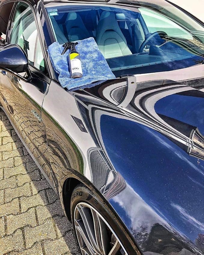 CARPRO Elixir Quick Detailer with Sprayer - Quick Detail Provides a Fast Layer of Depth, Gloss, and Hydrophobic Energy - 500ml (17oz)