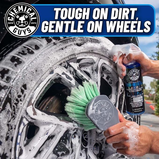 Chemical Guys CLD_203_1602 Signature Series Wheel Cleaner, Formated For All Gloss Finishes, Safe for Cars, Trucks, SUVs, Motorcycles, RVs & More 16 fl oz (2 Pack) | Fast-acting foaming spray clings to wheels to lift brake dust and road grime, safe on c...