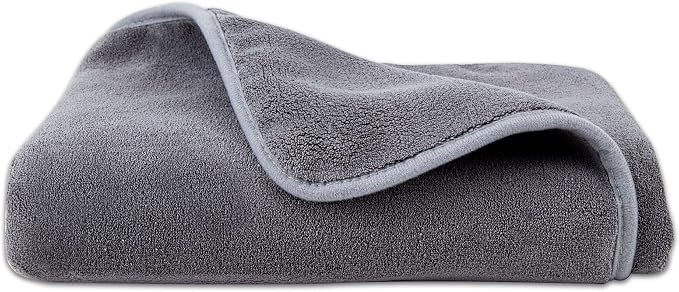 Amazon Basics Super Absorbent Microfiber Car Drying Towel, Streak-Free, Non-Abrasive, 36"L x 25"W, Gray