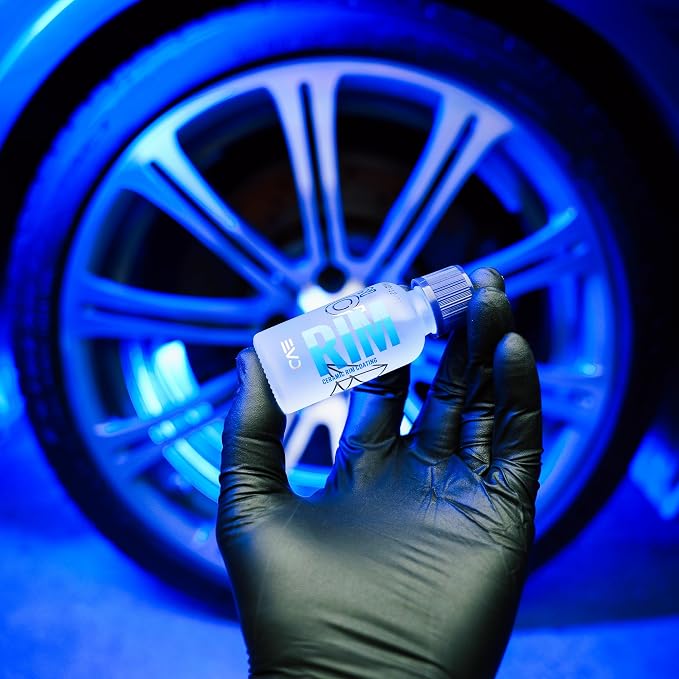 GYEON Rim Ceramic Wheel Coating Kit Brake Dust Repellent Self-Cleaning 30ml | SiO2 ceramic wheel coating repels brake dust and road grime so wheels stay cleaner and rinse off faster between washes.