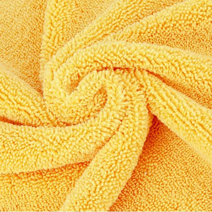 Amazon Basics Microfiber Car Drying Towels, Highly Absorbent, Lint Free, Scratch Free, Buffing and Polishing, Auto Detailing, No Streaks, Soft, Quick Drying, 16" x 16", Yellow, 3-Pack