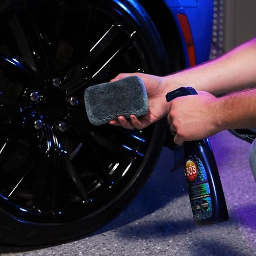 303 Graphene Nano Spray Coating for Cars, 15.5 oz | Delivers graphene protection with enhanced gloss, water beading, and UV resistance.
